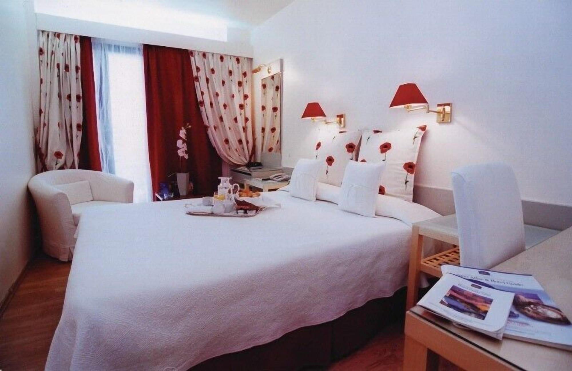 The Park Hotel Πειραιάς Εξωτερικό φωτογραφία