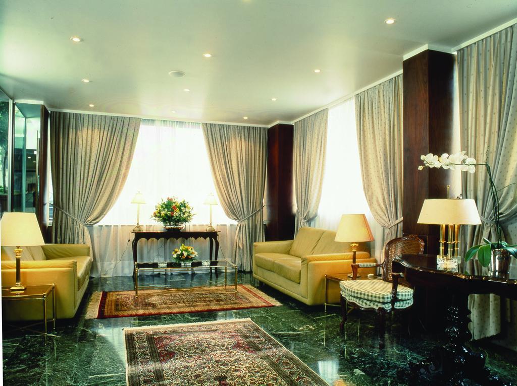 The Park Hotel Πειραιάς Δωμάτιο φωτογραφία