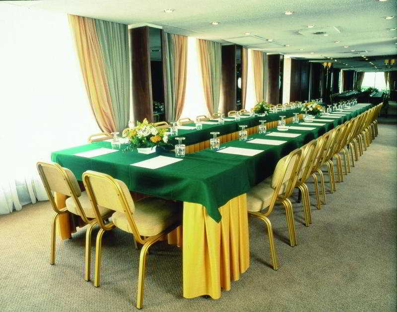 The Park Hotel Πειραιάς Εξωτερικό φωτογραφία
